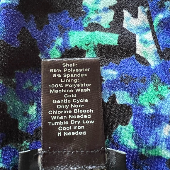 Ann Taylor Black/Royal Blue/Blue/Mint Green/White Splotchy Floral Print Tank Top - Picture 13 of 14